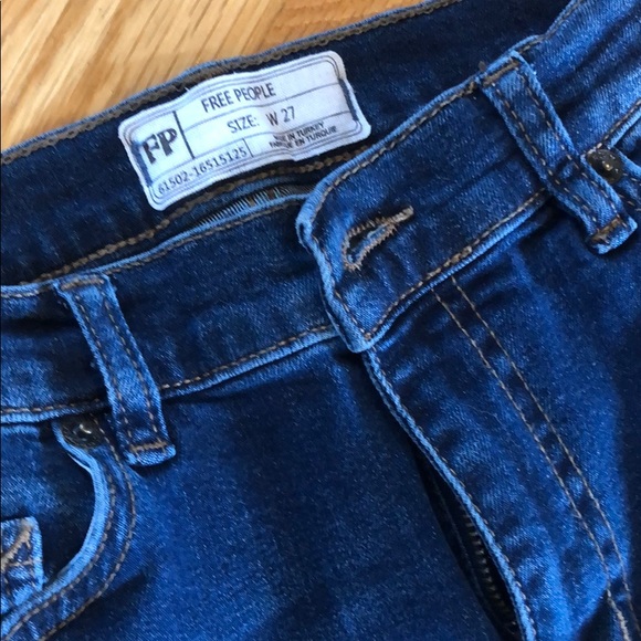 Jeans - Picture 2 of 5